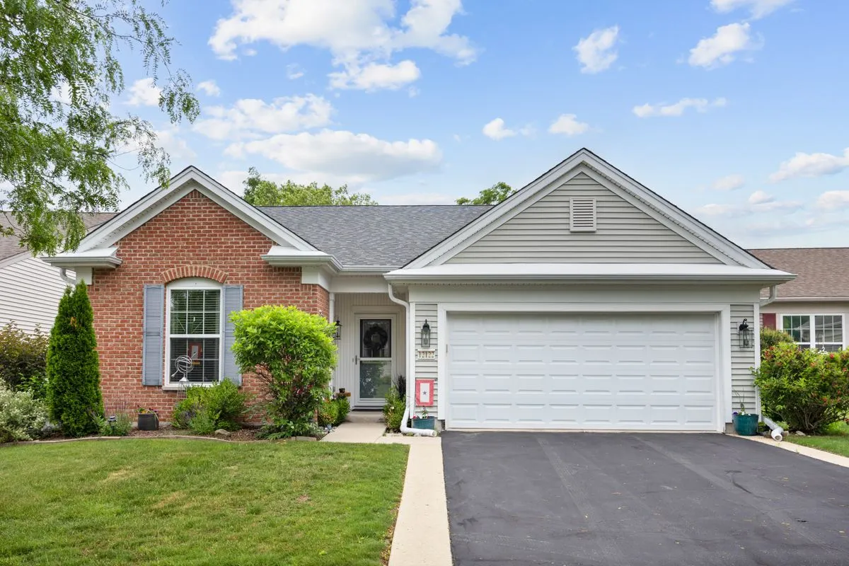 Property Slideshow image 1 of 26 | 12122 latham trl, Huntley, IL, 60142