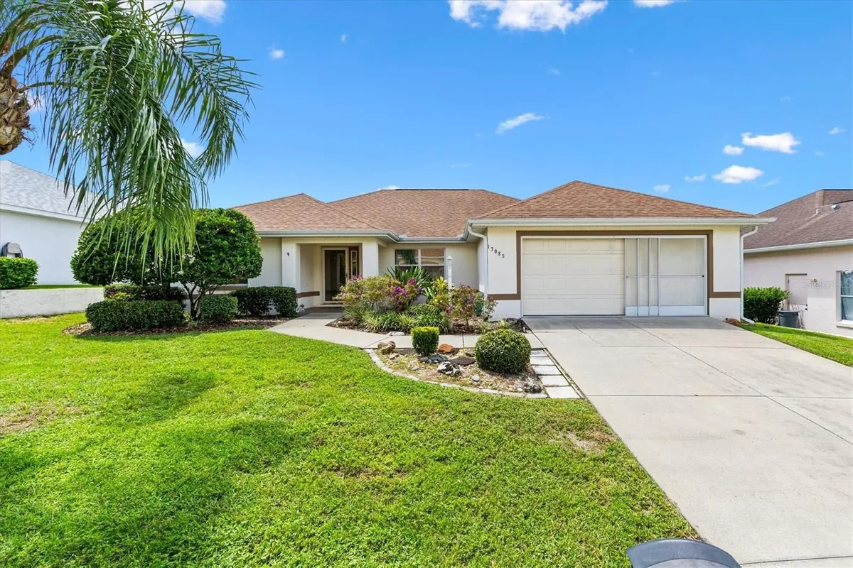 Property Slideshow image 1 of 43 | 17083 se 115th terrace rd, Summerfield, FL, 34491