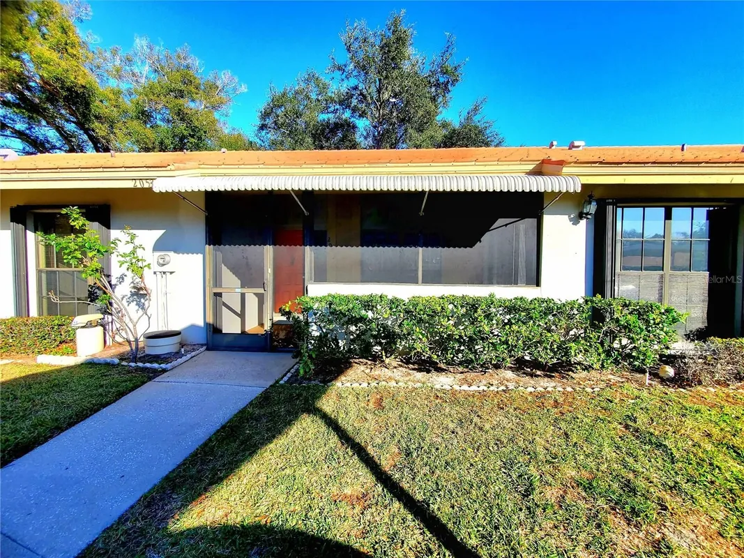 Property Slideshow image 1 of 32 | 2053 villa ter, Clearwater, FL, 33763
