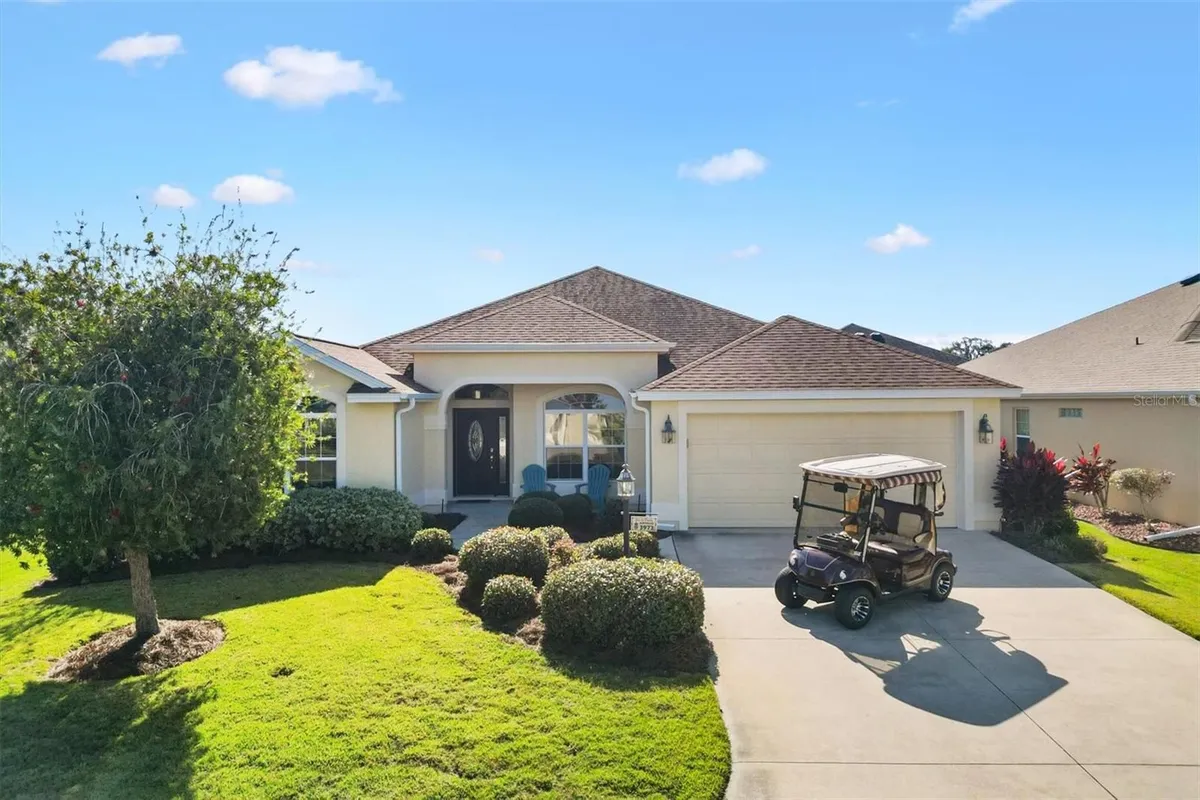 Property Slideshow image 1 of 42 | 3972 neighborly way, The Villages, FL, 32163