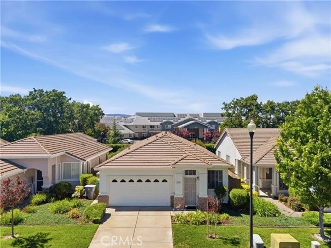 Property Slideshow image 1 of 41 | 218 bartlett ln, Vacaville, CA, 95687