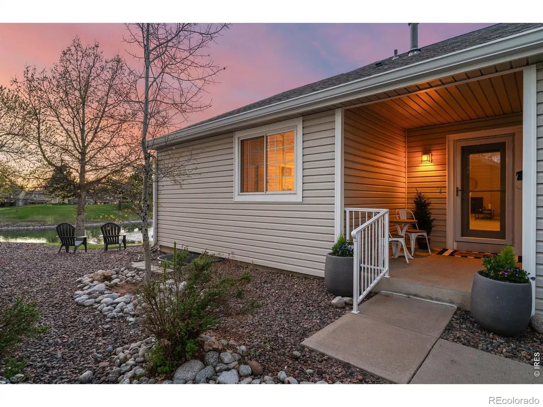 Property Slideshow image 1 of 37 | 13872 e linvale pl, Aurora, CO, 80014