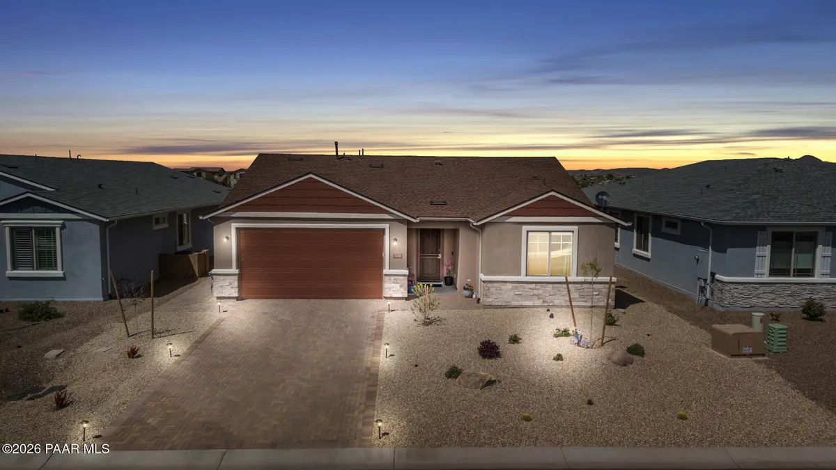 Property Slideshow image 1 of 34 | 7630 e last way trl, Prescott Valley, AZ, 86315