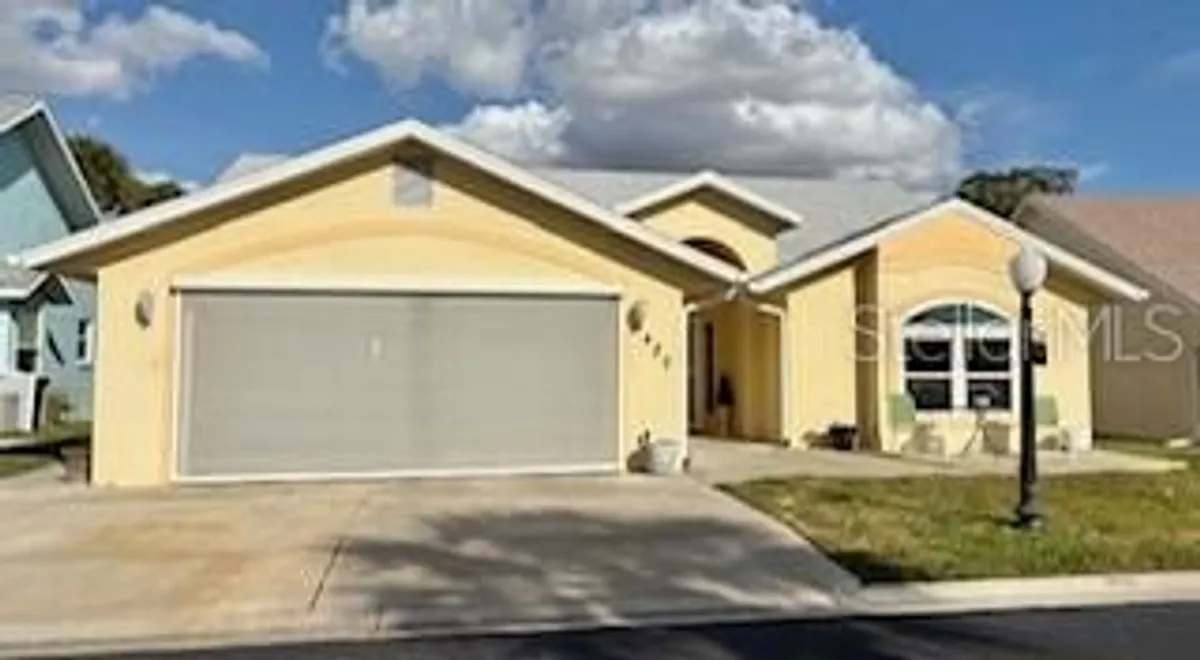 Property Slideshow image 1 of 61 | 422 harbourview dr, Haines City, FL, 33844