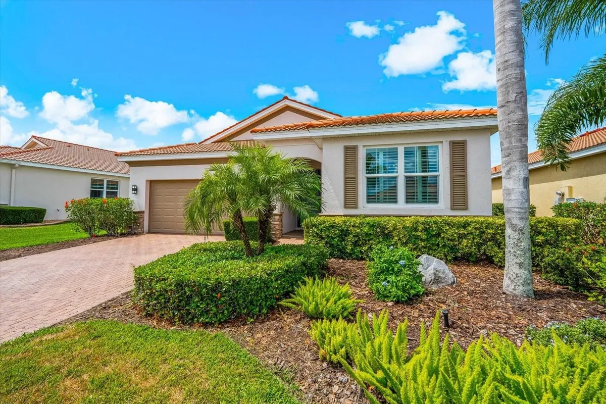 Property Slideshow image 1 of 66 | 342 river enclave ct, Bradenton, FL, 34212