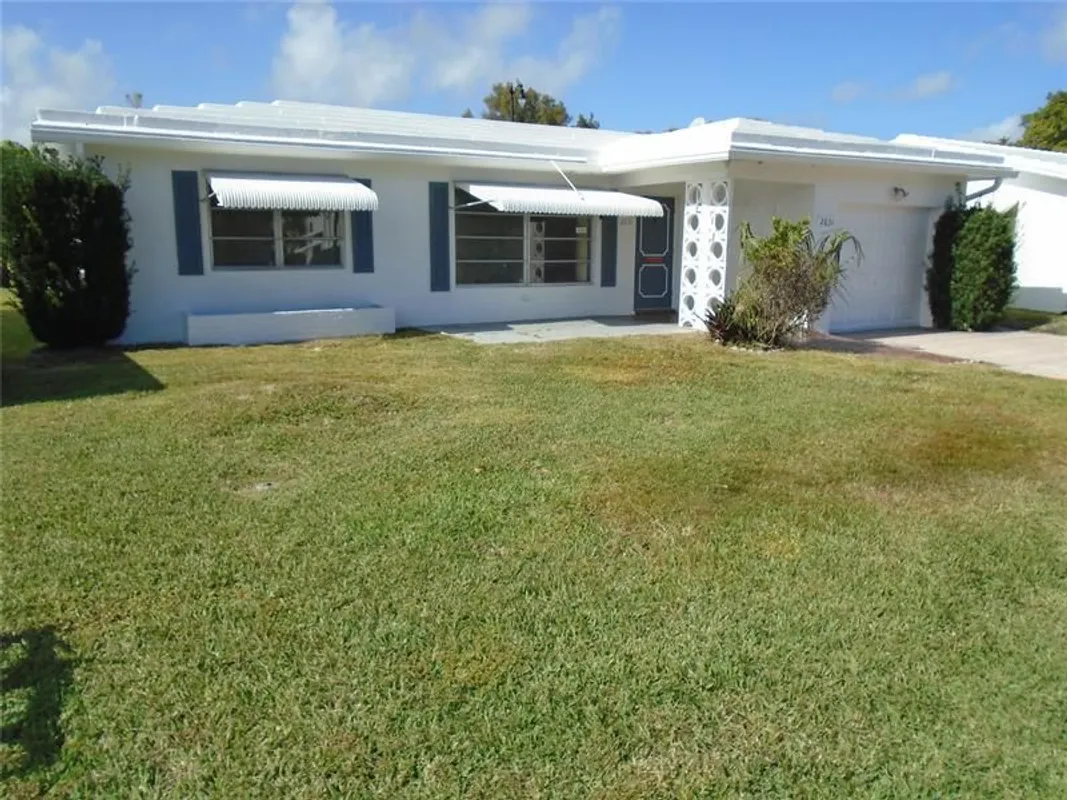 Property Slideshow image 1 of 26 | 2631 w golf blvd, Pompano Beach, FL, 33064