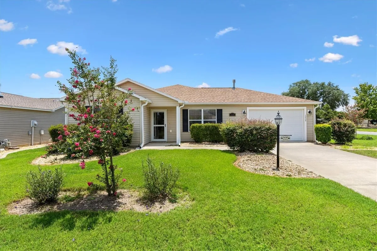 Property Slideshow image 1 of 34 | 1630 abercrombie way, The Villages, FL, 32162