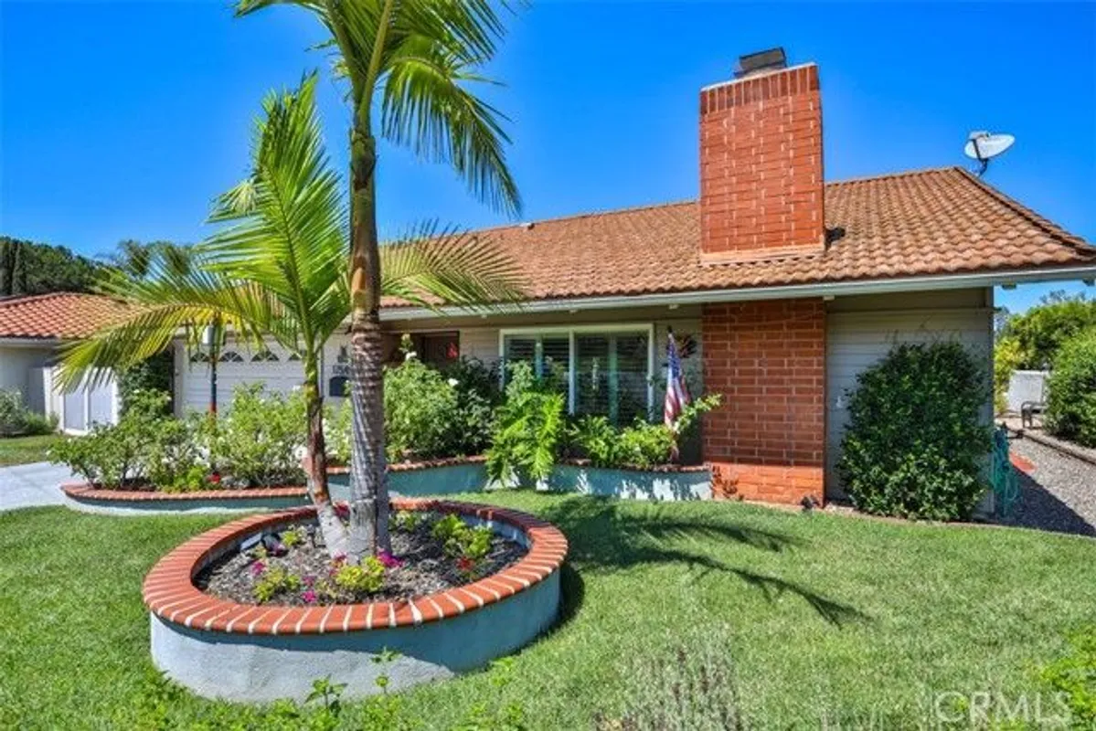 Property Slideshow image 1 of 47 | 17549 plaza otonal, San Diego, CA, 92128