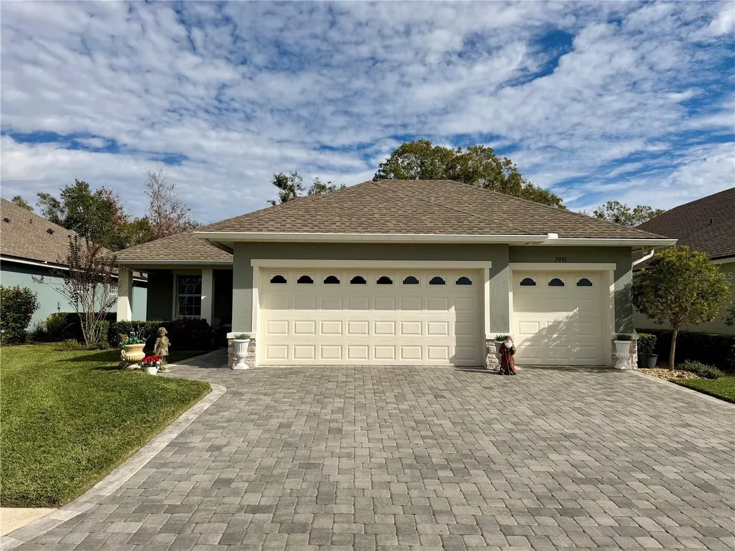 Property Slideshow image 1 of 51 | 7991 lake james blvd, Lakeland, FL, 33810