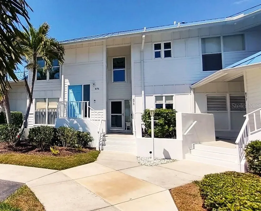 Property Slideshow image 1 of 33 | 876 audubon dr 876, Bradenton, FL, 34209