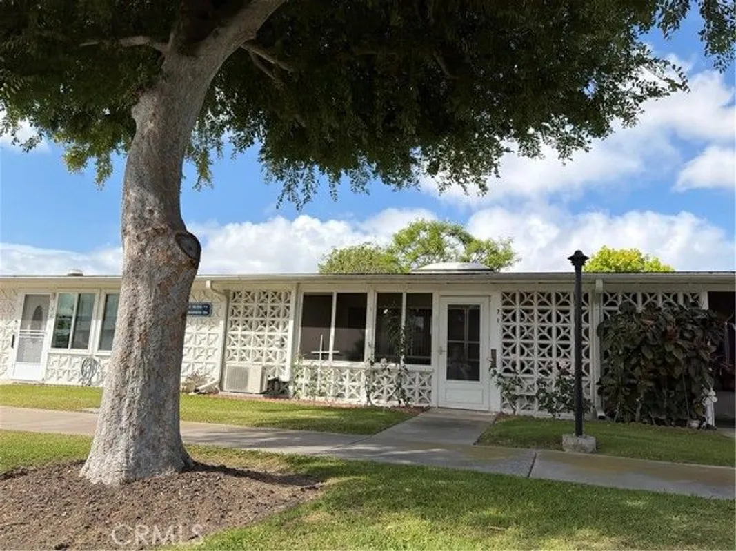 Property Slideshow image 1 of 1 | 13920 thunderbird dr 7-i, Seal Beach, CA, 90740