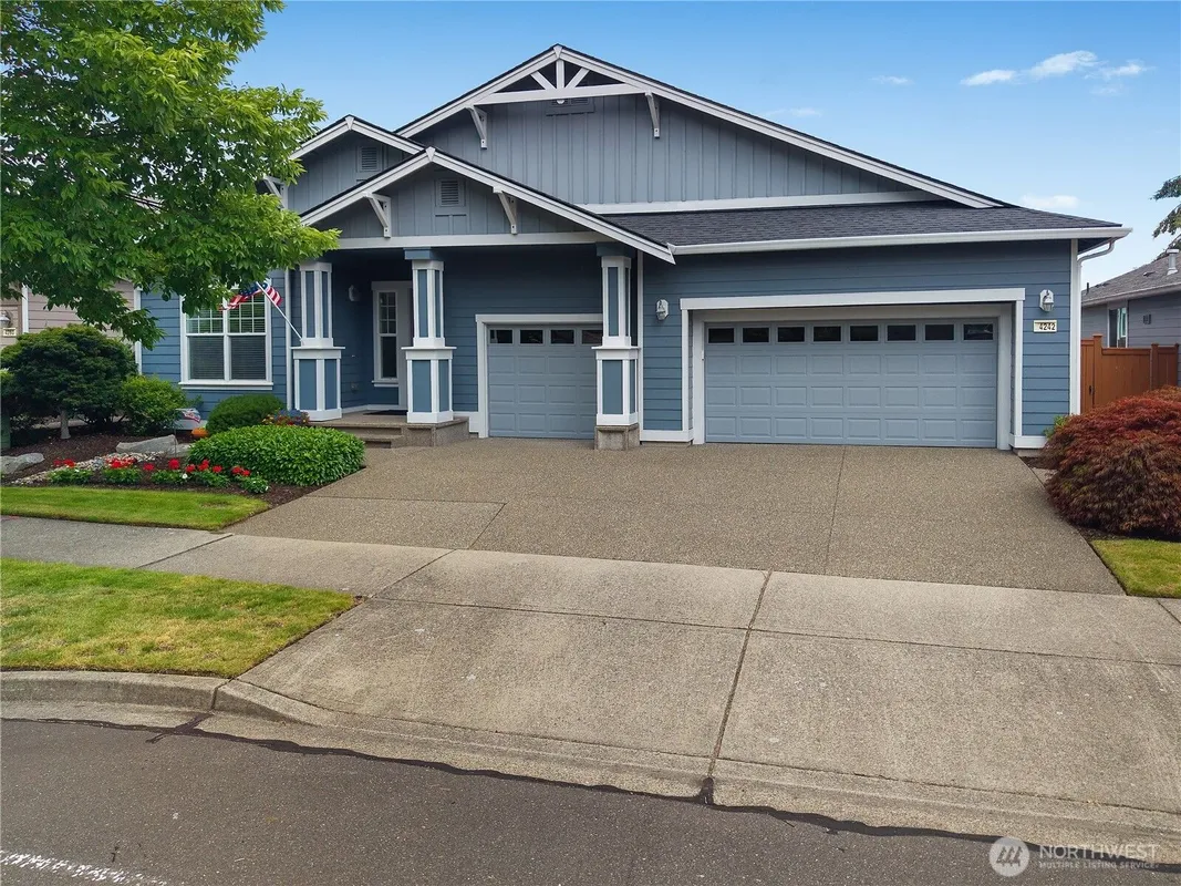 Property Slideshow image 1 of 40 | 4242 vashon dr, Lacey, WA, 98516