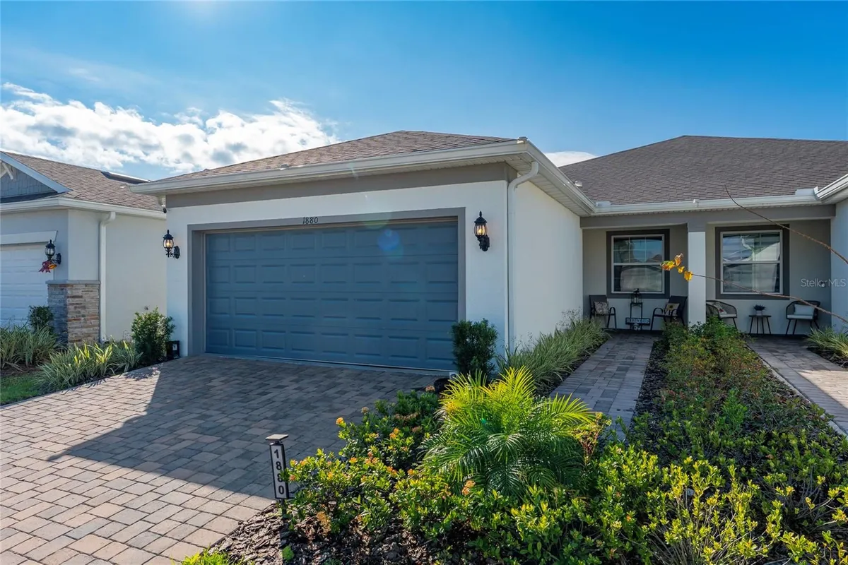 Property Slideshow image 1 of 43 | 1880 spring shower cir, Kissimmee, FL, 34744