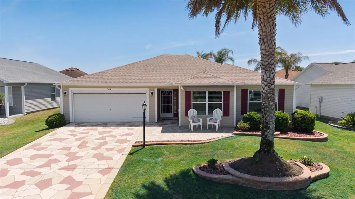 Property Slideshow image 1 of 46 | 564 deauville ct, The Villages, FL, 32163