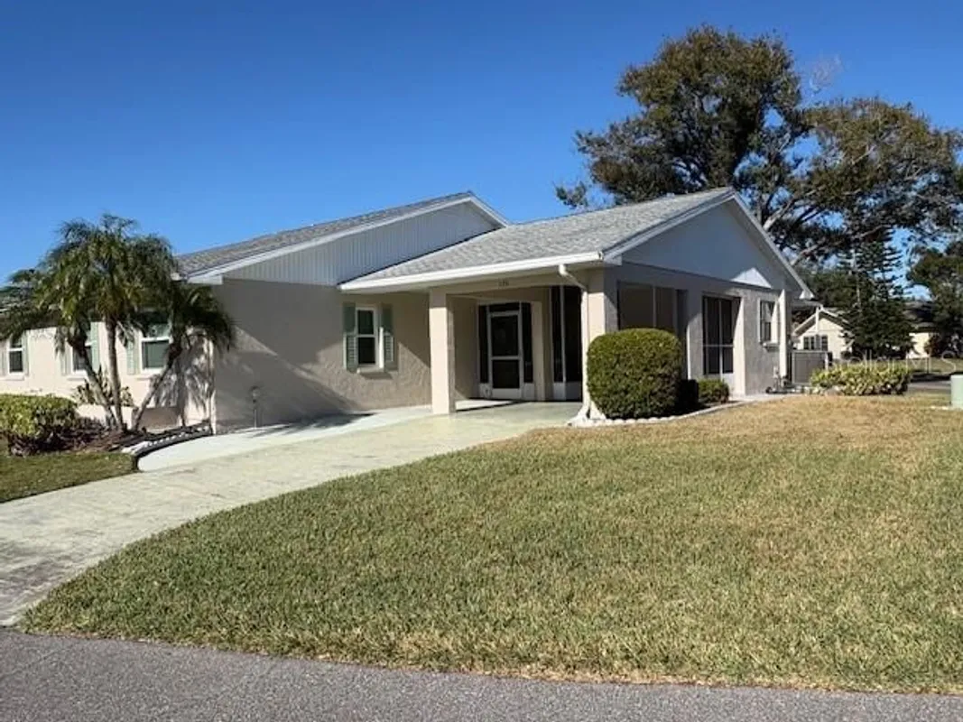 Property Slideshow image 1 of 44 | 326 grayston pl # 125, Sun City Center, FL, 33573