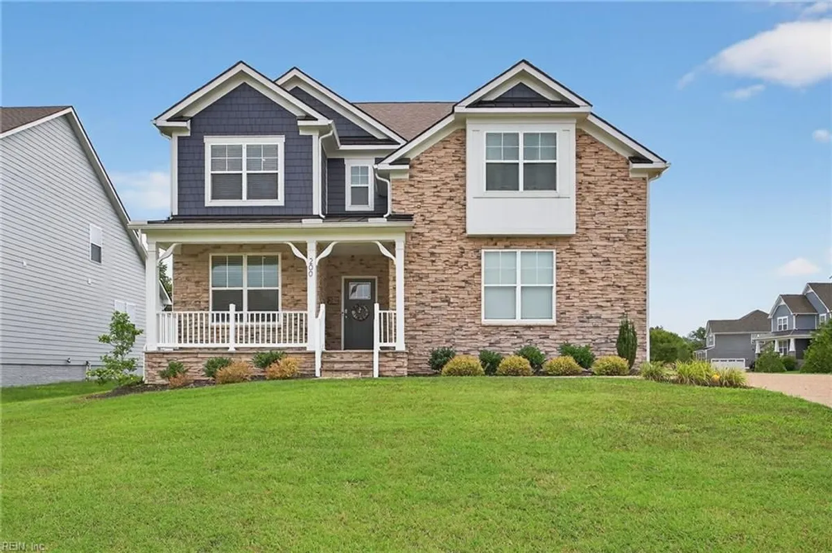 Property Slideshow image 1 of 42 | 200 saint andrews, Smithfield, VA, 23430