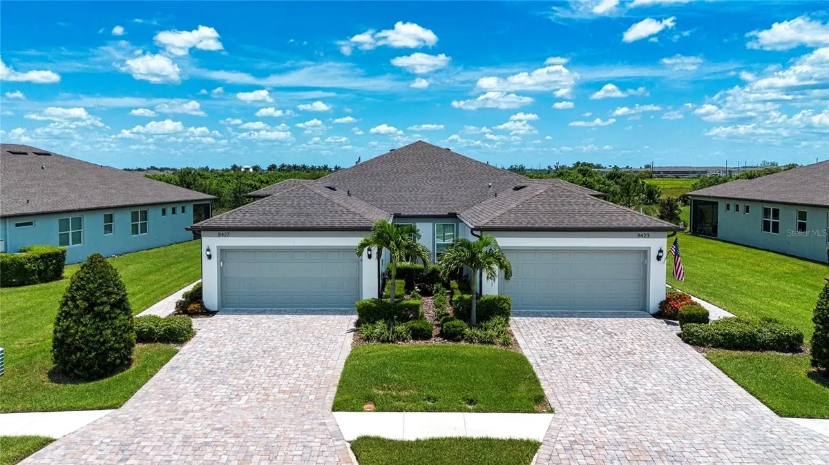 Property Slideshow image 1 of 75 | 8427 ocean tides cv, Parrish, FL, 34219