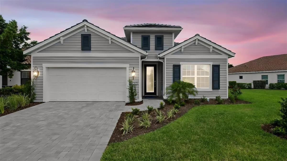Property Slideshow image 1 of 46 | 3099 heritage pines dr, Fort Myers, FL, 33905