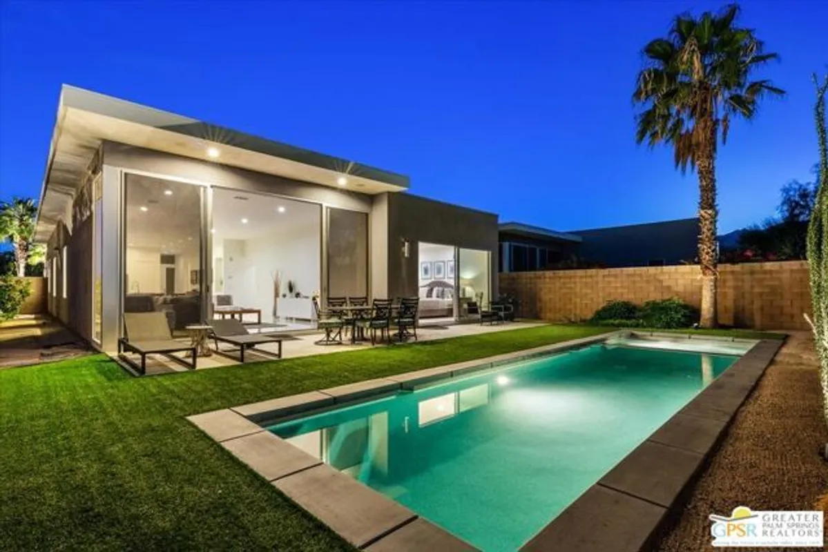 Property Slideshow image 1 of 43 | 4651 kellogg way, Palm Springs, CA, 92262