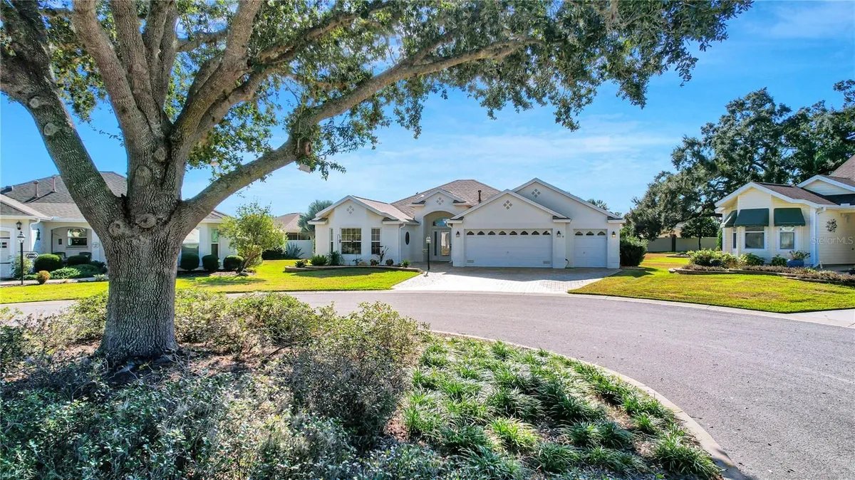 Property Slideshow image 1 of 55 | 17725 se 83rd lucas ct, The Villages, FL, 32162