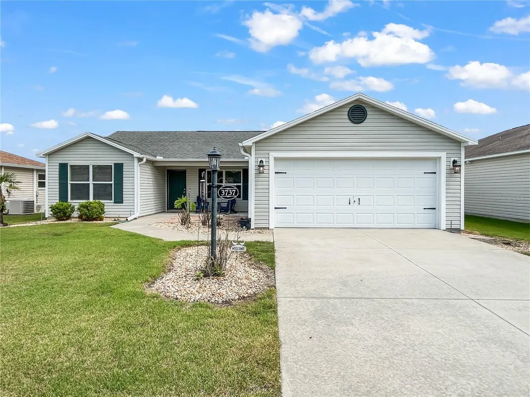 Property Slideshow image 1 of 21 | 3737 cosmos way, The Villages, FL, 32163