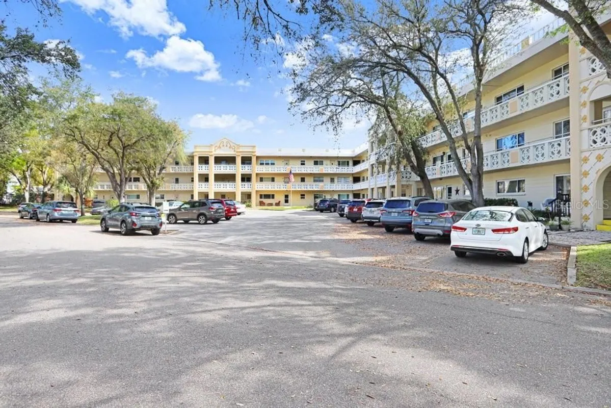 Property Slideshow image 1 of 47 | 2285 israeli dr 57, Clearwater, FL, 33763