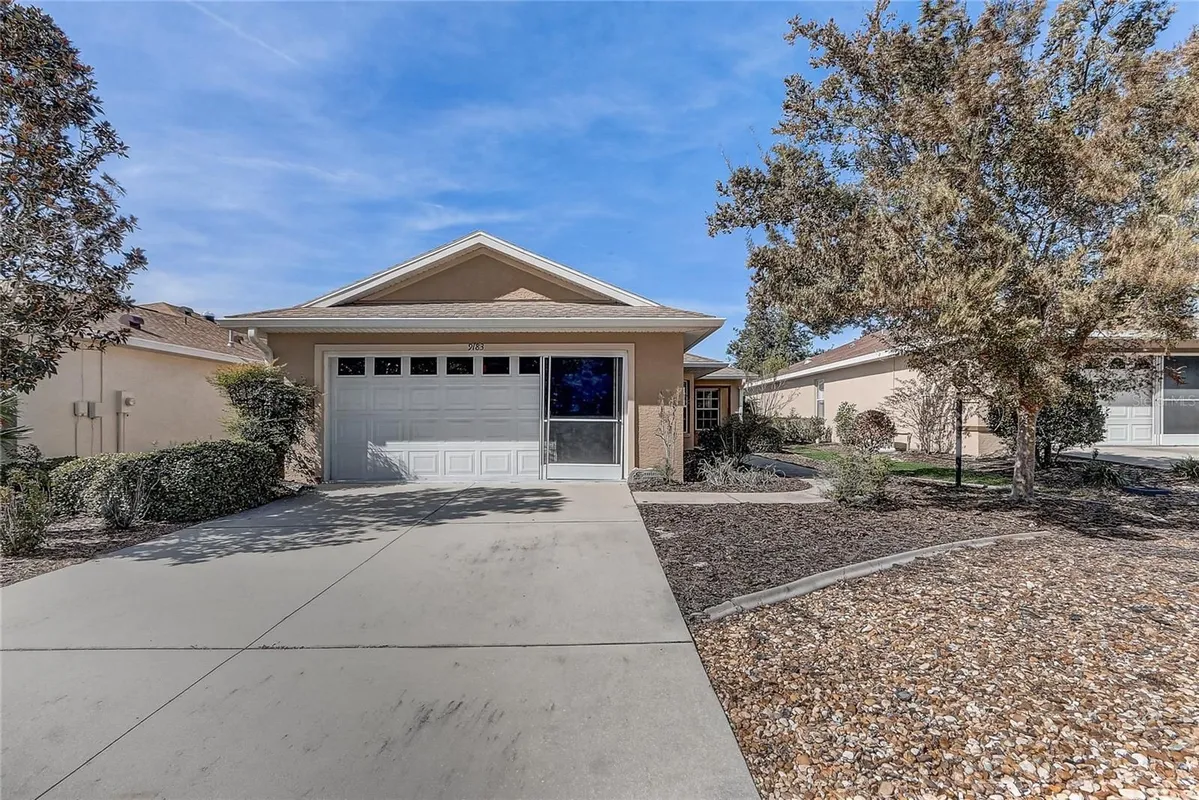 Property Slideshow image 1 of 23 | 9183 sw 102nd cir, Ocala, FL, 34481