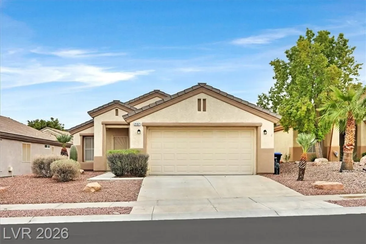 Property Slideshow image 1 of 39 | 2107 high mesa dr, Henderson, NV, 89012