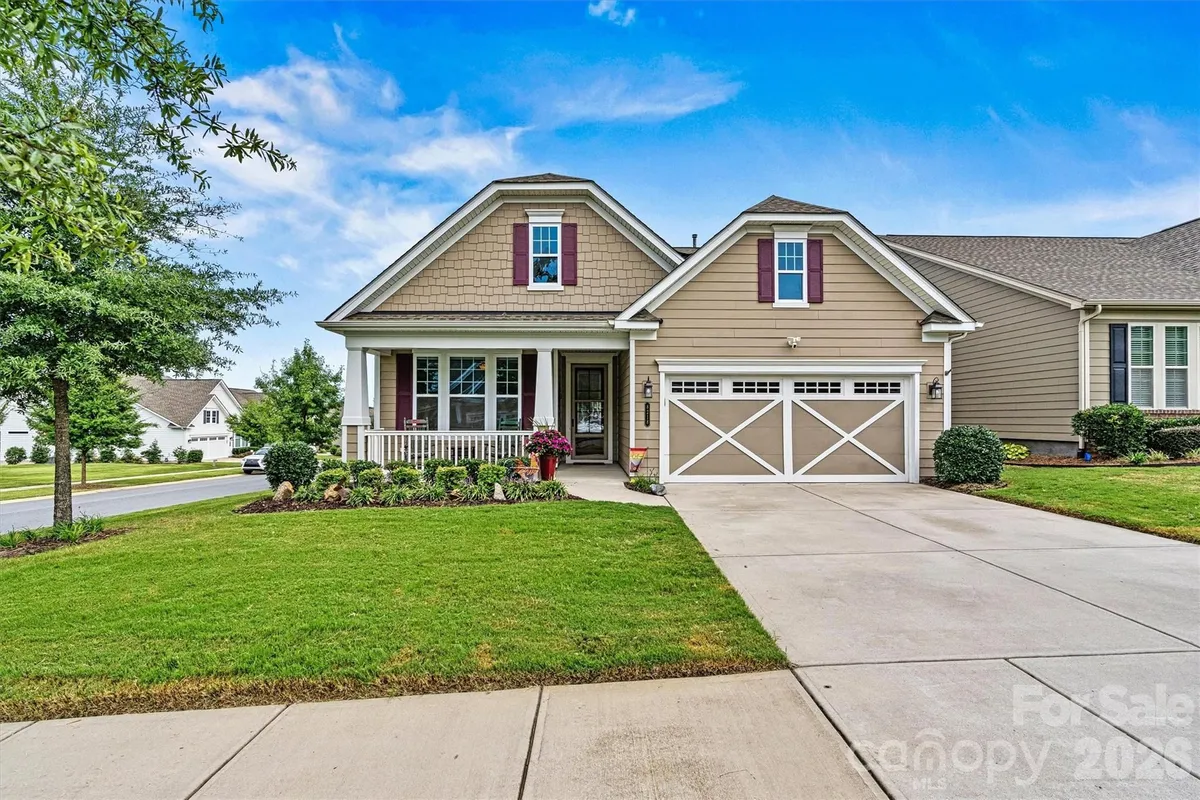 Property Slideshow image 1 of 43 | 8218 festival way, Charlotte, NC, 28215