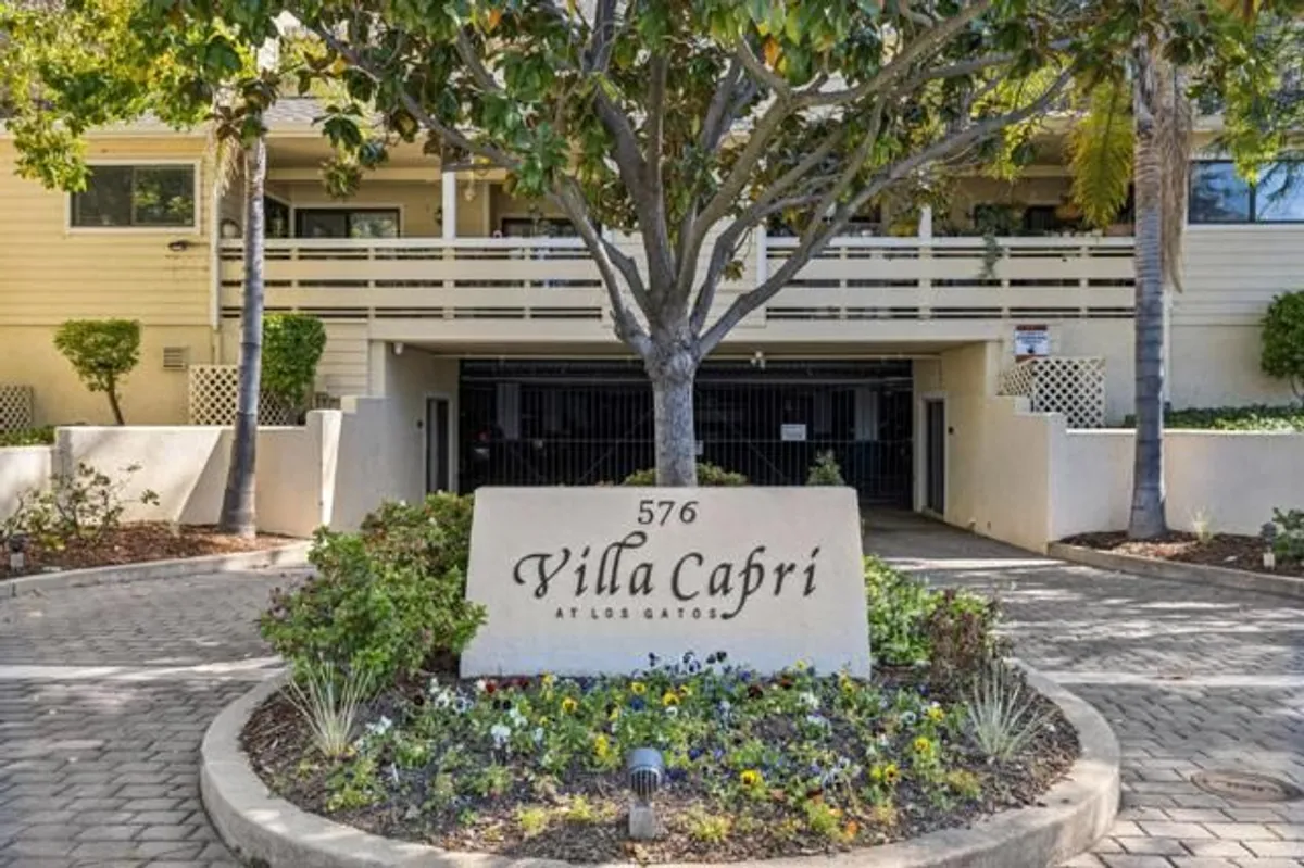 Property Slideshow image 1 of 34 | 576 w parr ave 32, Los Gatos, CA, 95032