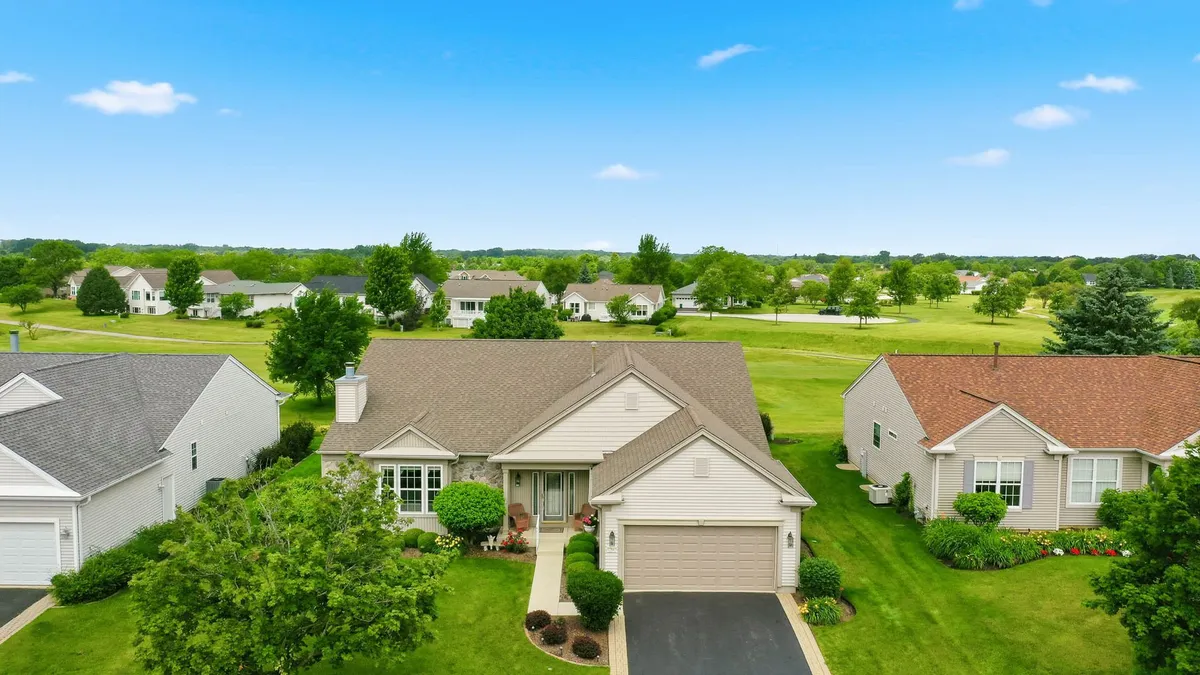Property Slideshow image 1 of 40 | 12843 farm hill dr, Huntley, IL, 60142