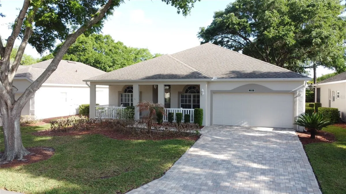 Property Slideshow image 1 of 77 | 2308 twickingham ct, Clermont, FL, 34711