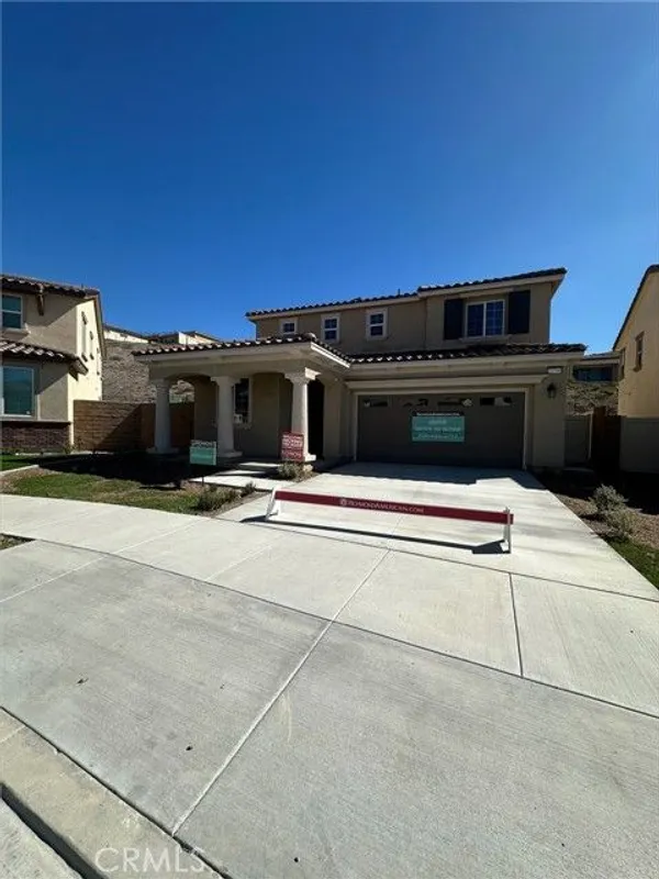 Property Slideshow image 1 of 14 | 23790 moonrise ct, Corona, CA, 92883