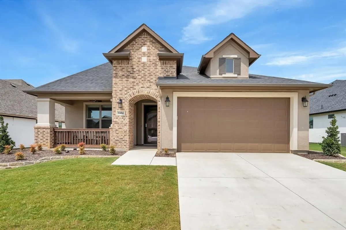 Property Slideshow image 1 of 36 | 11404 iron bark dr, Denton, TX, 76207