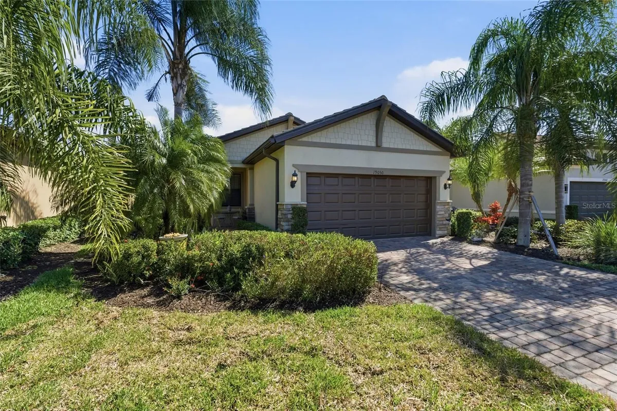 Property Slideshow image 1 of 33 | 19050 mangieri st, Venice, FL, 34293