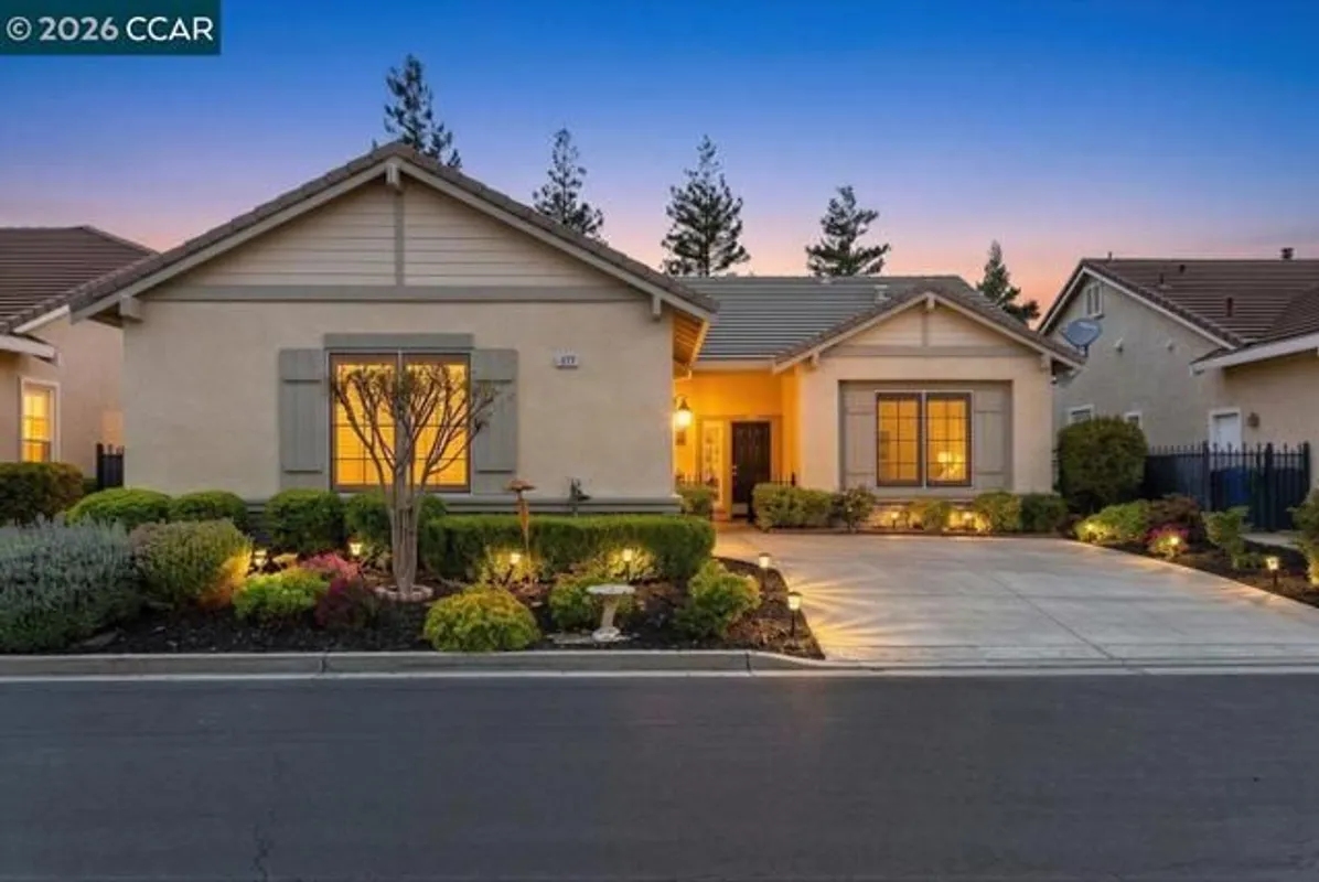 Property Slideshow image 1 of 49 | 377 st claire ter, Brentwood (Cc), CA, 94513