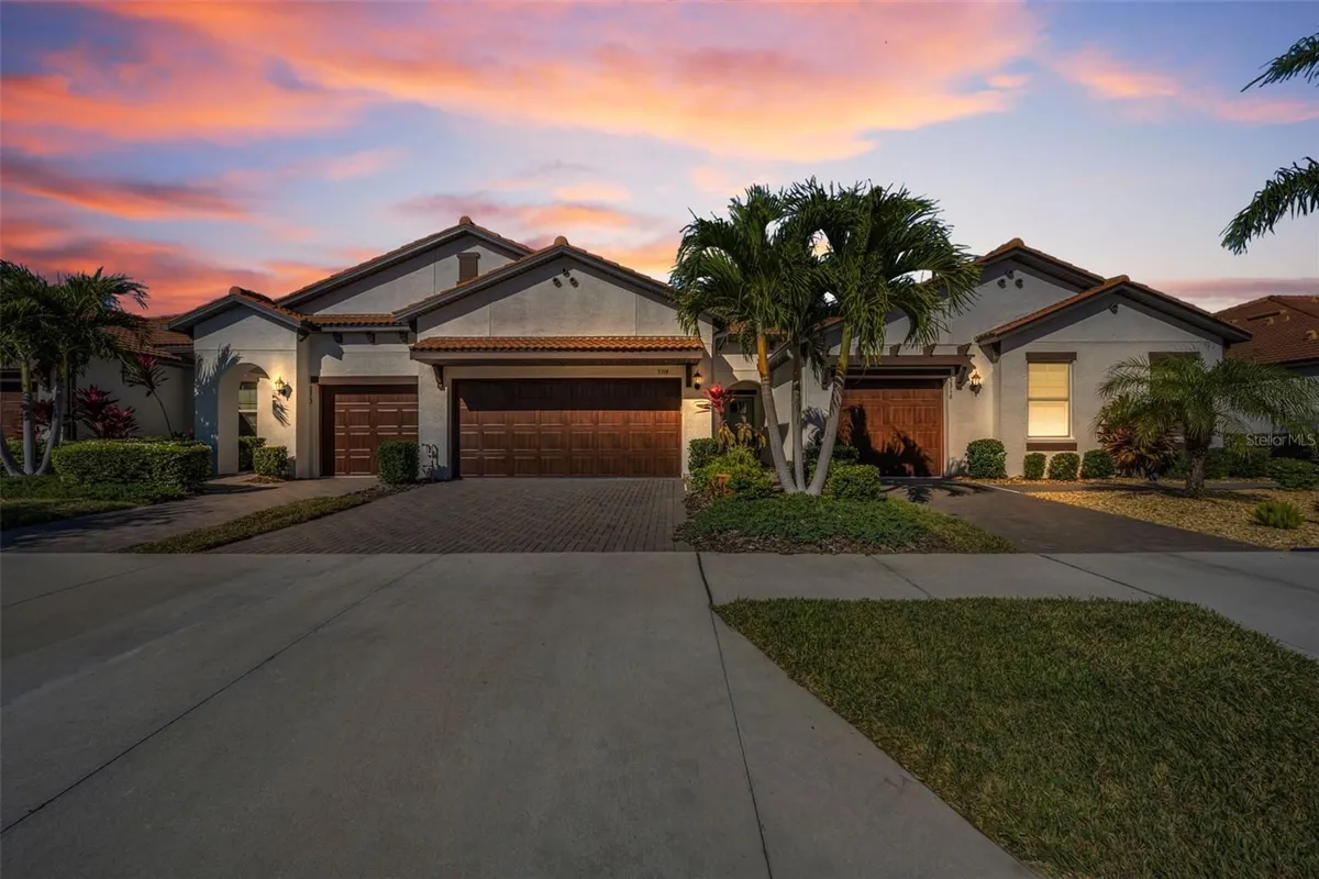Property Slideshow image 1 of 98 | 5314 stoic vale dr, Wimauma, FL, 33598