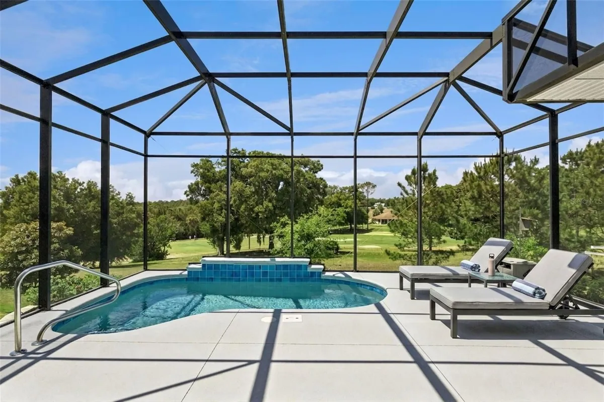 Property Slideshow image 1 of 50 | 5132 greens dr, Lady Lake, FL, 32159
