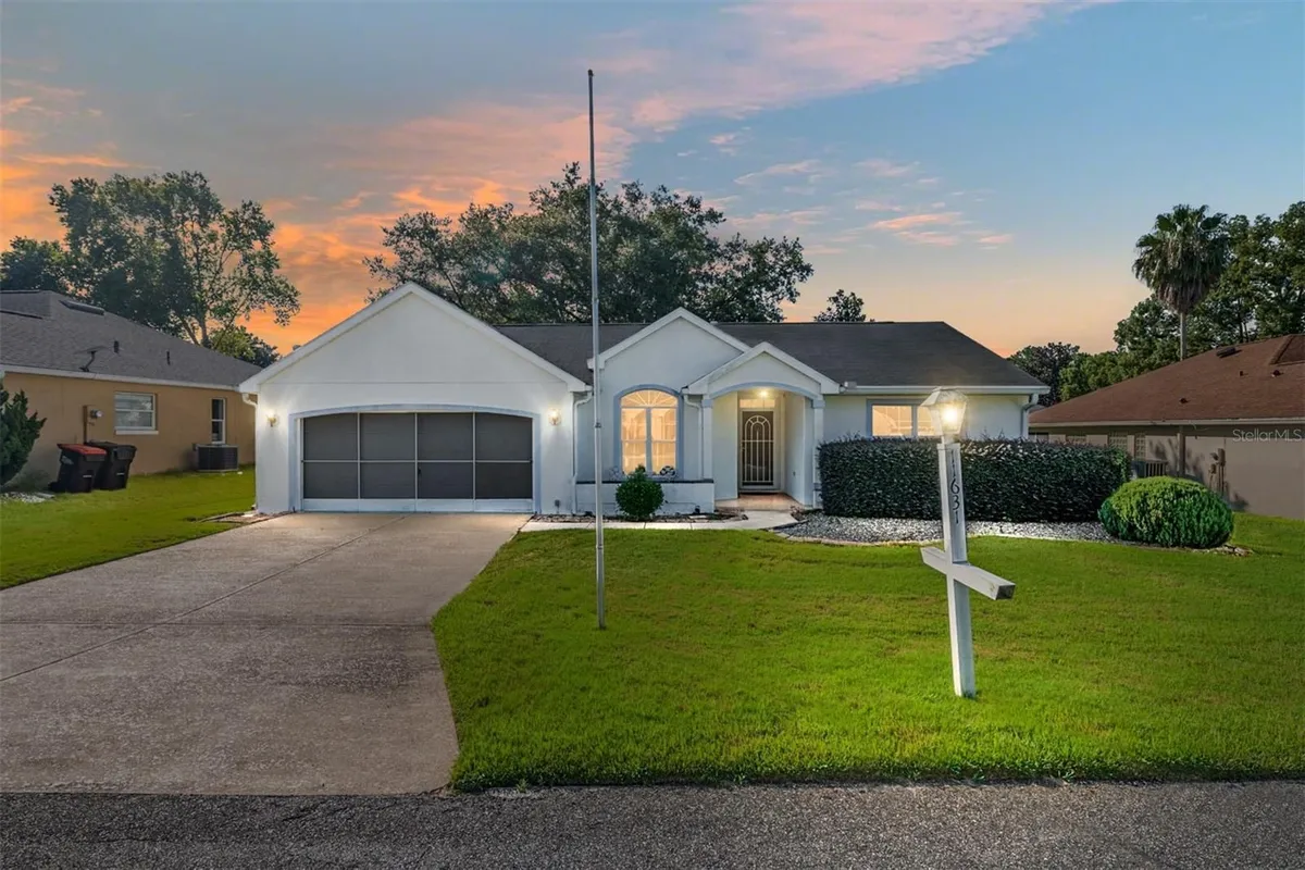 Property Slideshow image 1 of 40 | 11631 sw 71st cir, Ocala, FL, 34476