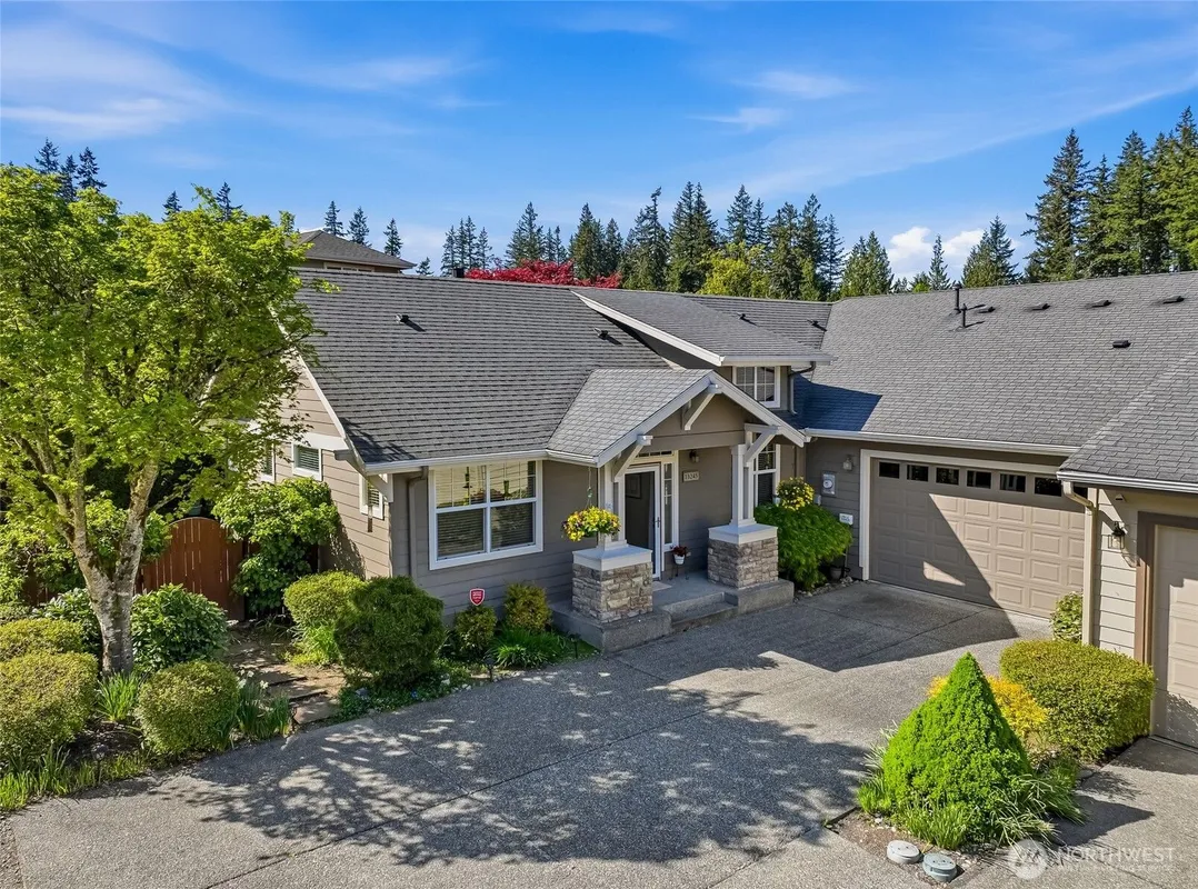 Property Slideshow image 1 of 34 | 13245 230th pl, Redmond, WA, 98053