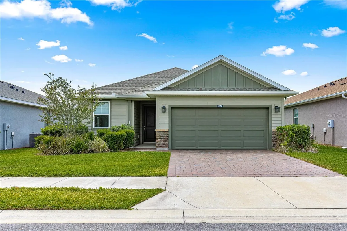 Property Slideshow image 1 of 46 | 5616 nw 39th ln, Ocala, FL, 34482