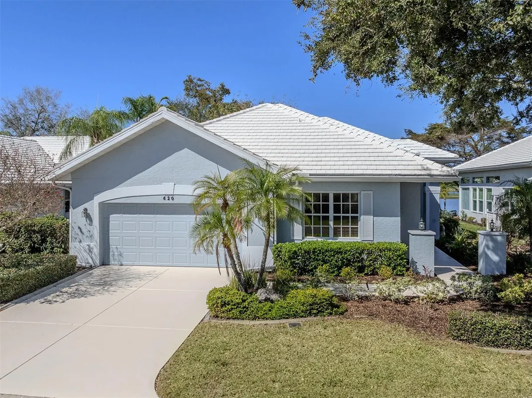 Property Slideshow image 1 of 86 | 620 crossfield cir 38, Venice, FL, 34293