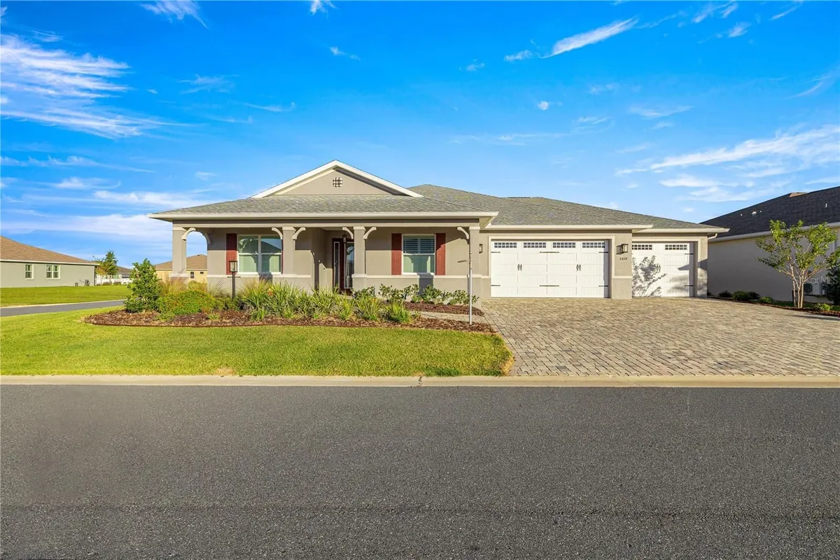 Property Slideshow image 1 of 48 | 8458 sw 97th cir, Ocala, FL, 34481