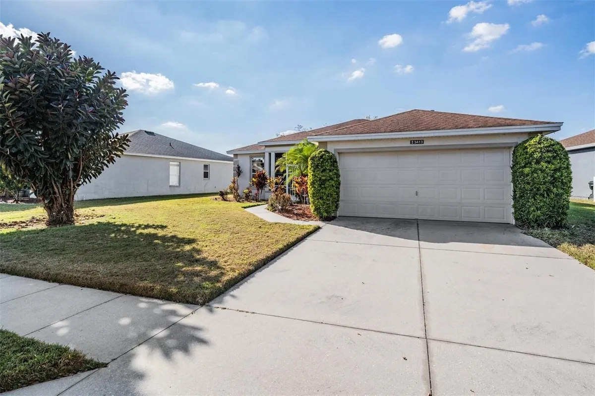 Property Slideshow image 1 of 43 | 3413 waterlute way, Lakeland, FL, 33811