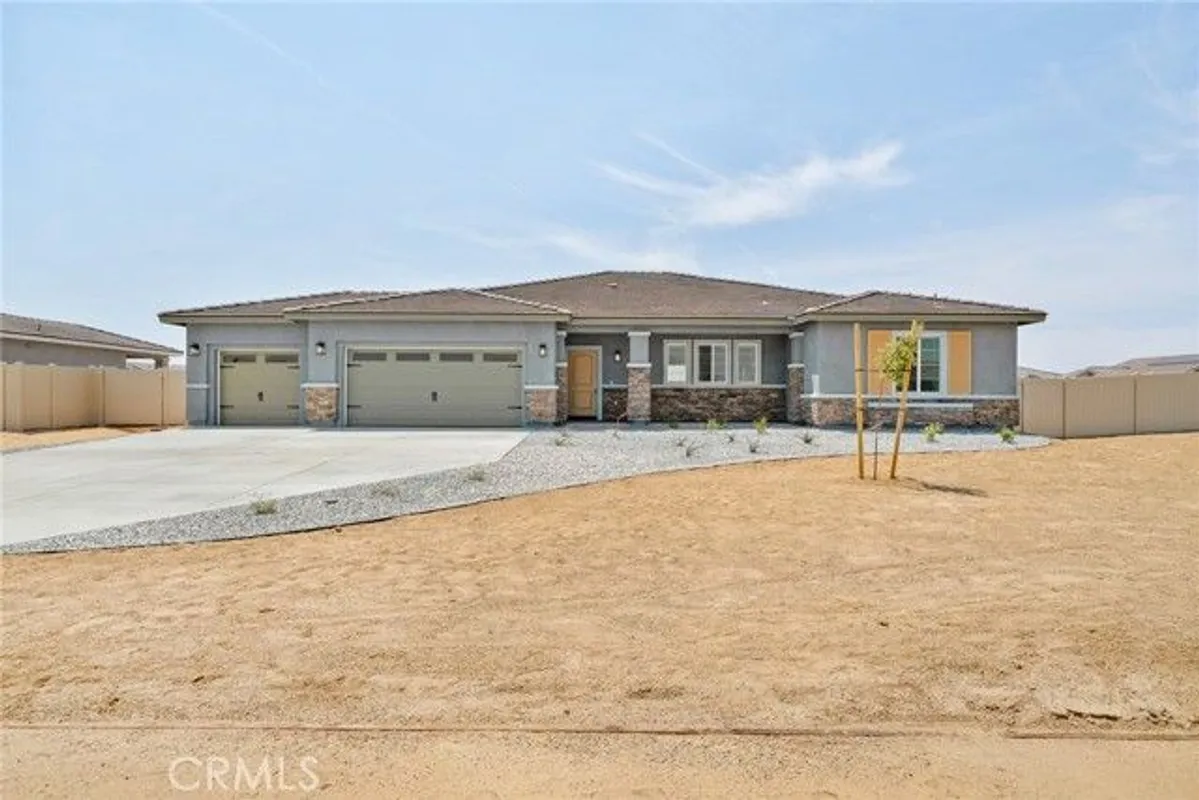Property Slideshow image 1 of 8 | 14547 indigo, Apple Valley, CA, 92307