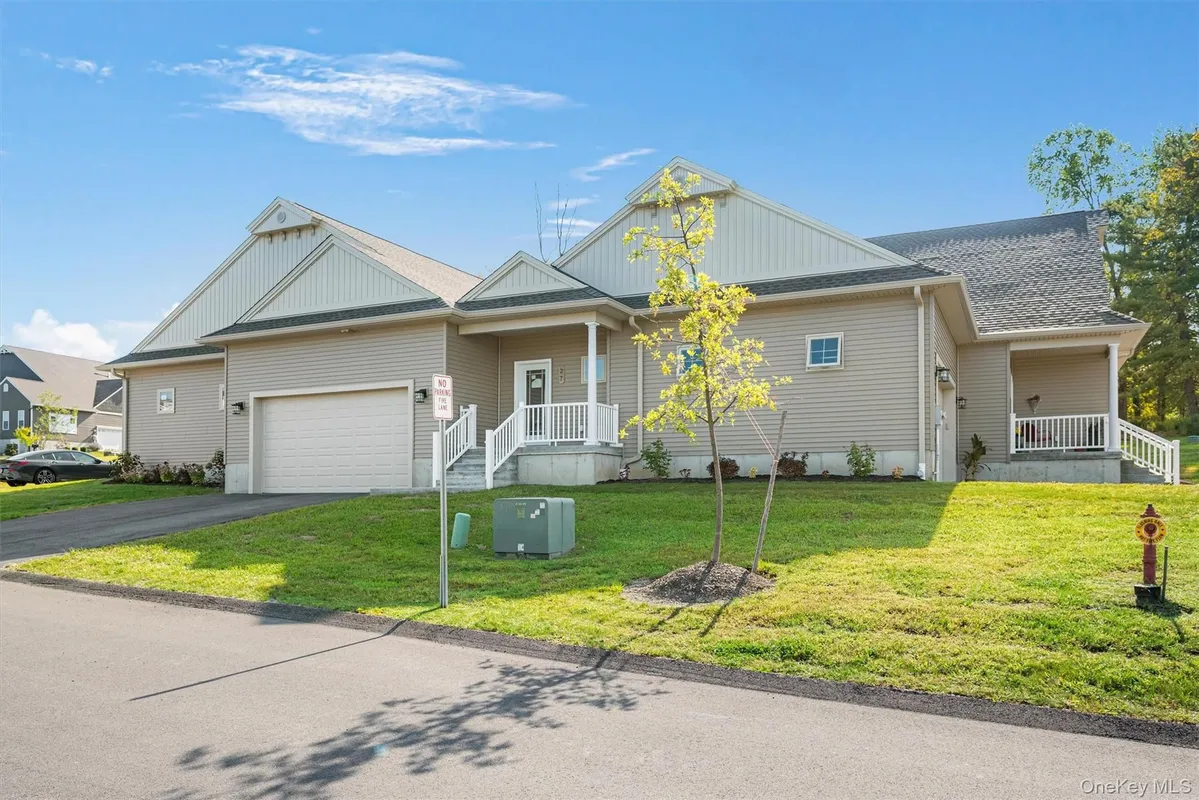 Property Slideshow image 1 of 45 | 27 ottaway ln, Campbell Hall, NY, 10916