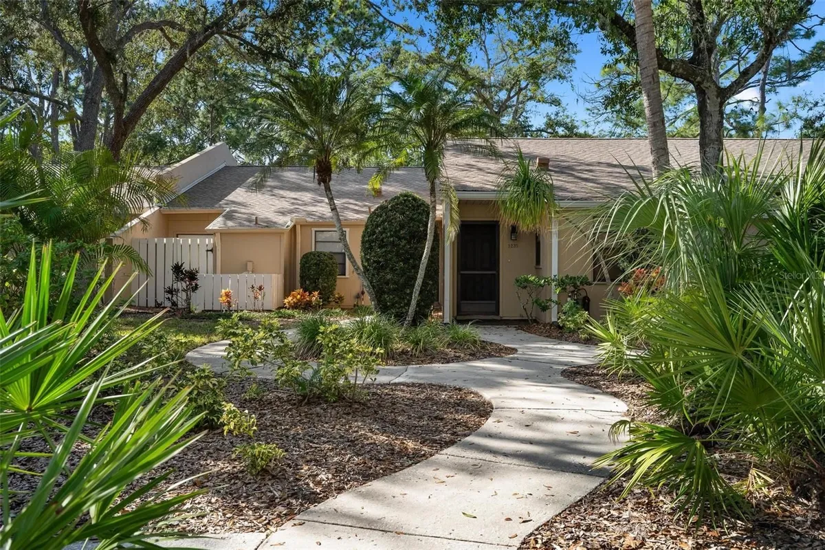 Property Slideshow image 1 of 50 | 1235 tallywood dr 7013, Sarasota, FL, 34237