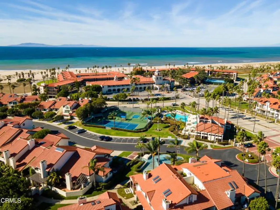 Property Slideshow image 1 of 39 | 2167 martinique ln, Oxnard, CA, 93035