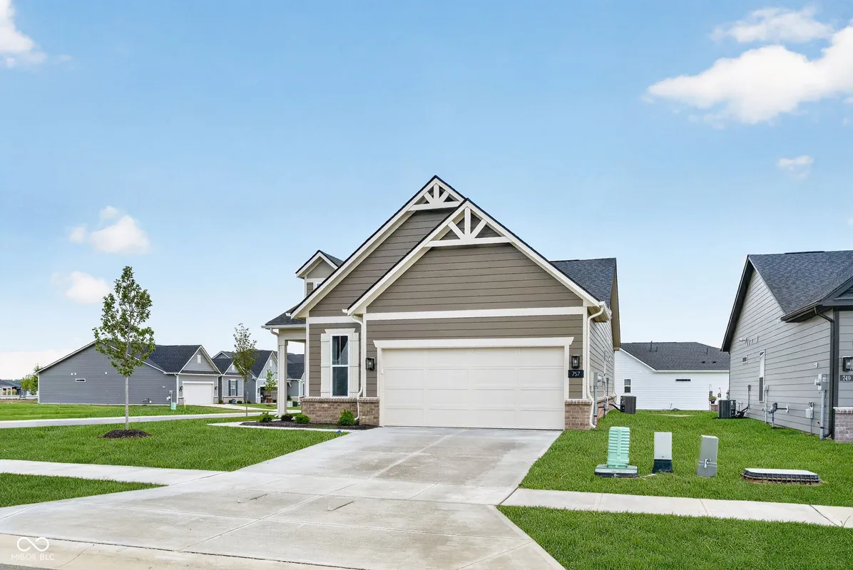 Property Slideshow image 1 of 58 | 757 daisy st, Greenwood, IN, 46143