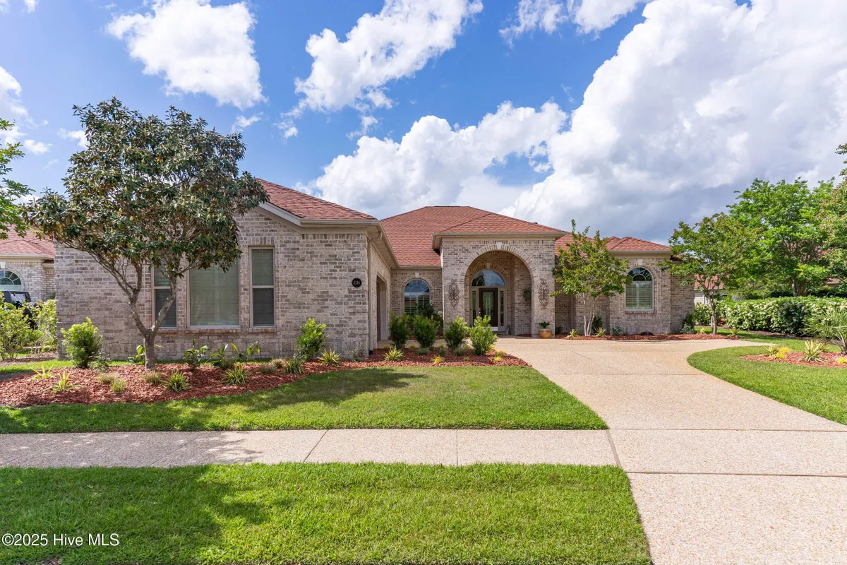 Property Slideshow image 1 of 61 | 2316 villager ct, Leland, NC, 28451